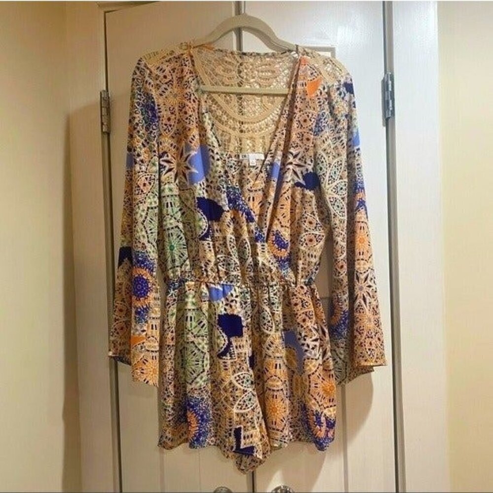 DR2 Patchwork Boho Crochet Long Sleeve Romper - Size X-Small (XS) - Picture 3 of 3